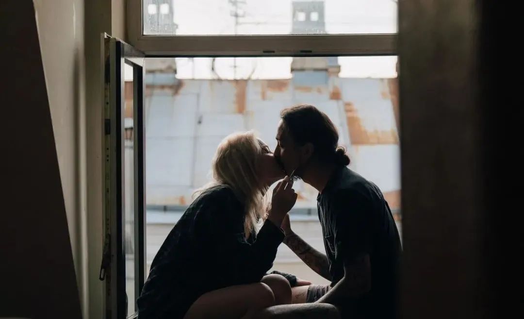 情感壓抑或麻木的表現(xiàn)有哪些？