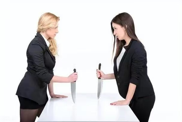 婚戀中的情感操控與心理虐待