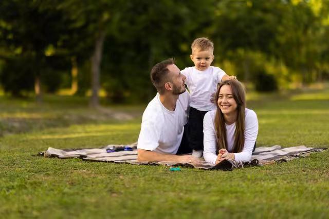 為何要強調(diào)家庭教育的重要性