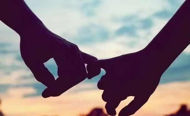 在家庭中如何培養(yǎng)情感支持和理解